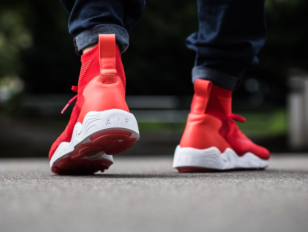 来看看吕布二代NikeZoomMercurialXIFK都有哪些亮点