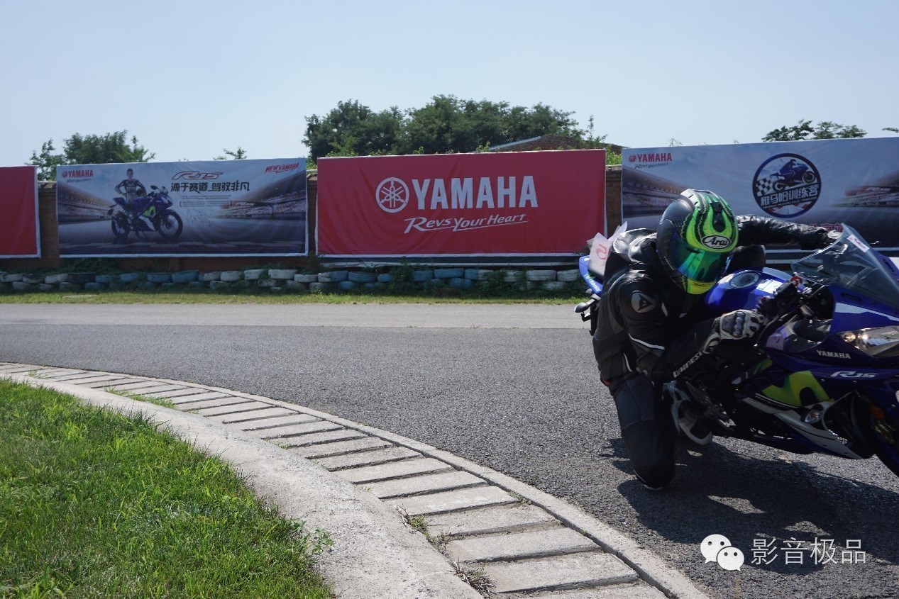 听说这个炎夏，音响和机车更相配!