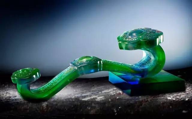 挠痒痒的,叫价千万元?竟然还有人买了