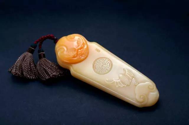 挠痒痒的,叫价千万元?竟然还有人买了