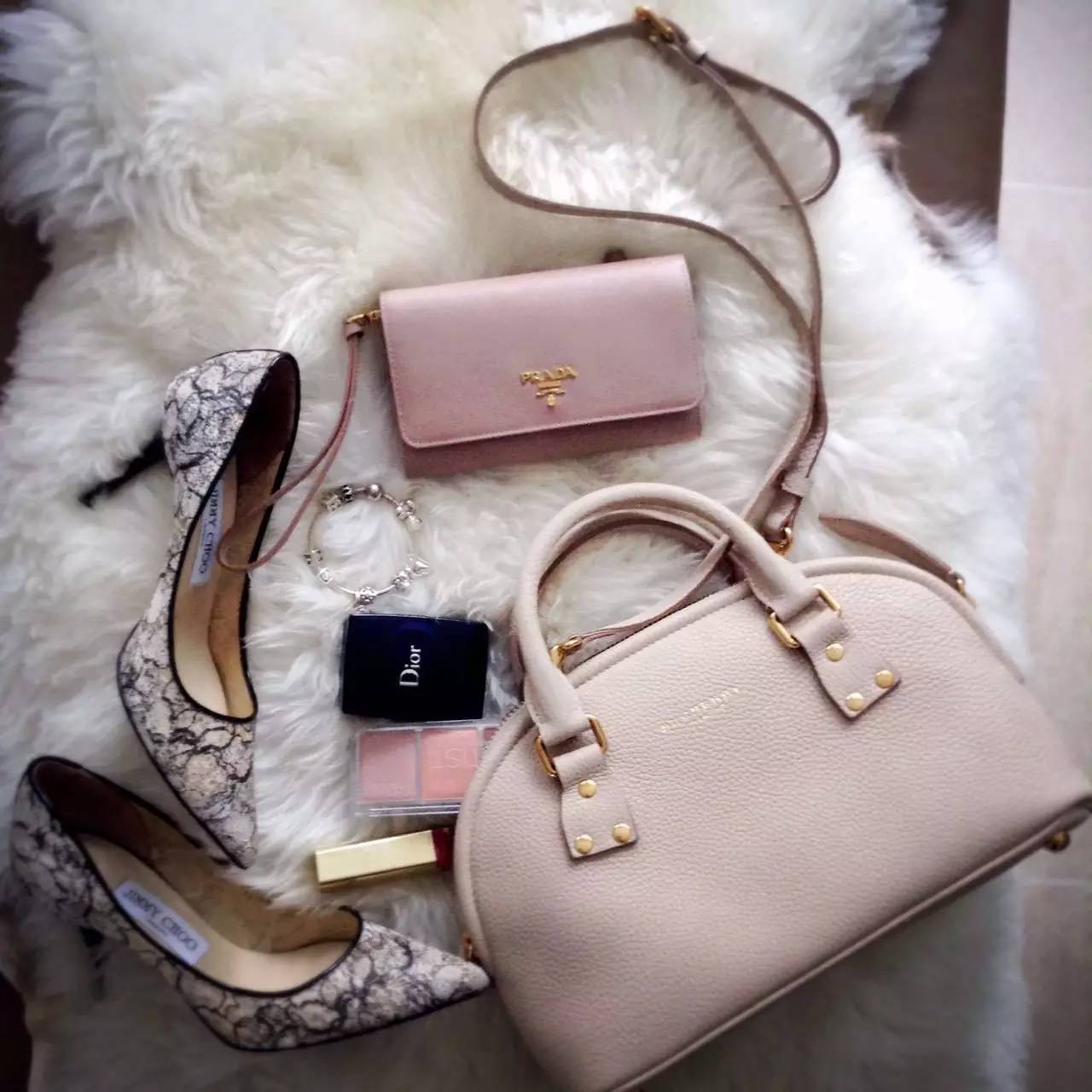 夏天快到了推荐穿什么鞋女,夏天出去玩穿什么鞋子