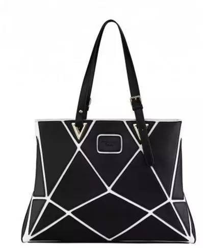 包包适合买什么牌子,夏天必买的十款包包品牌