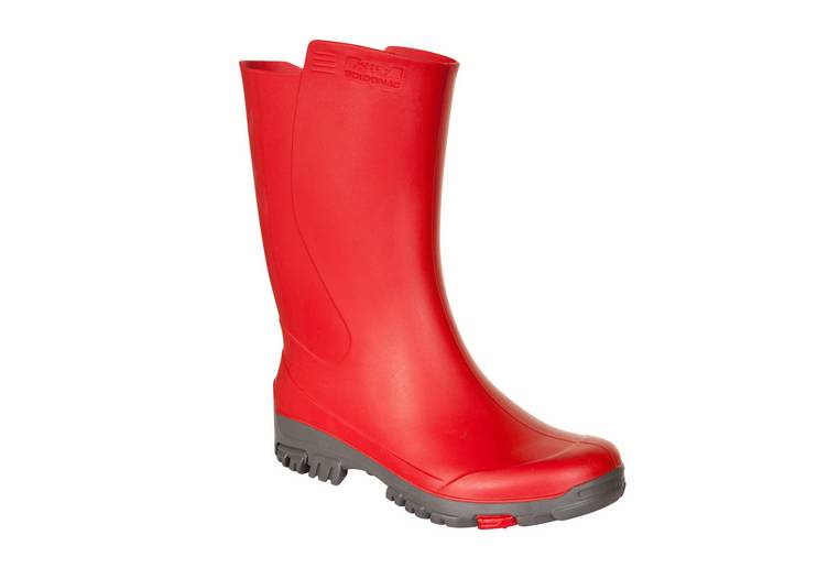 种草丨男朋友：最美不是下雨天，是你帮我付款的那双雨鞋。