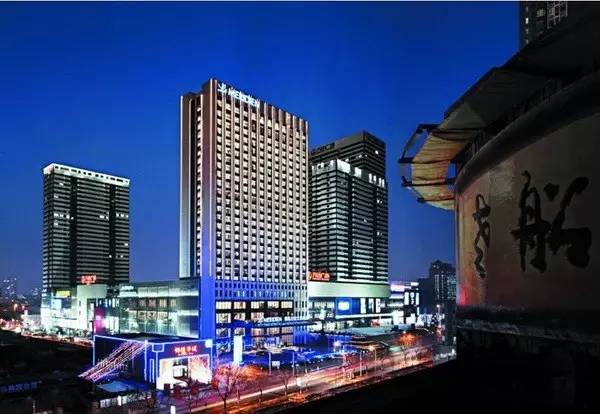 青岛哪个区最适合上班,在青岛和上海上班的区别