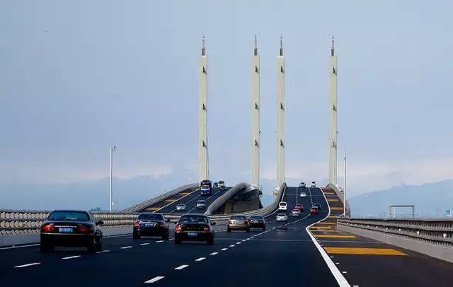 青岛哪个区最适合上班,在青岛和上海上班的区别