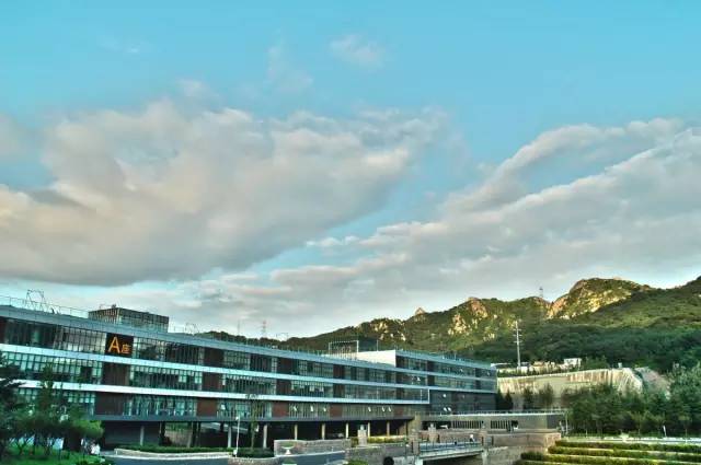 青岛哪个区最适合上班,在青岛和上海上班的区别