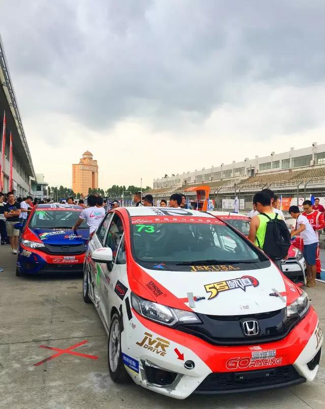 关于赛车的人生哲理,关于赛车的描写