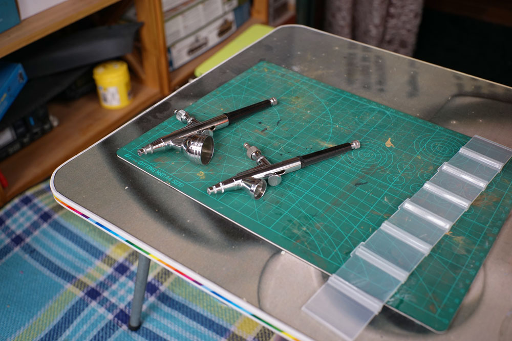 Hi-Fi+家庭影院+数控机床+模型+茶道+抄经=机长空间