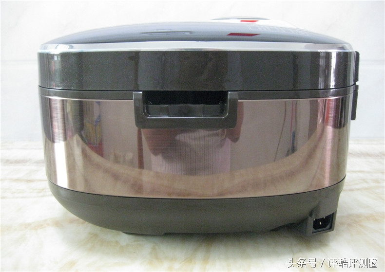 爱仕达米汤分离电饭煲,爱仕达钛金电饭煲测评