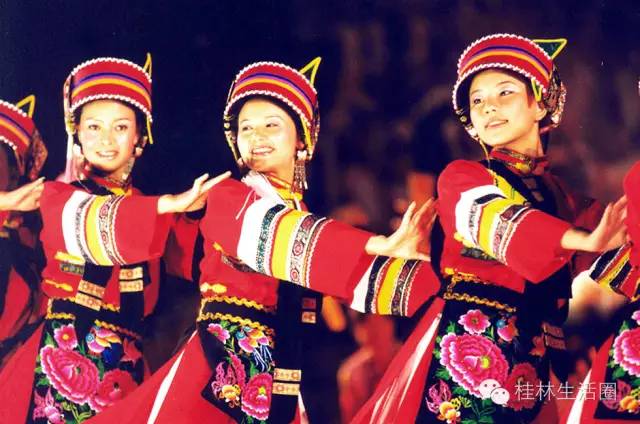 桂林到昆明高铁途中风景,桂林至昆明高铁看沿途风景