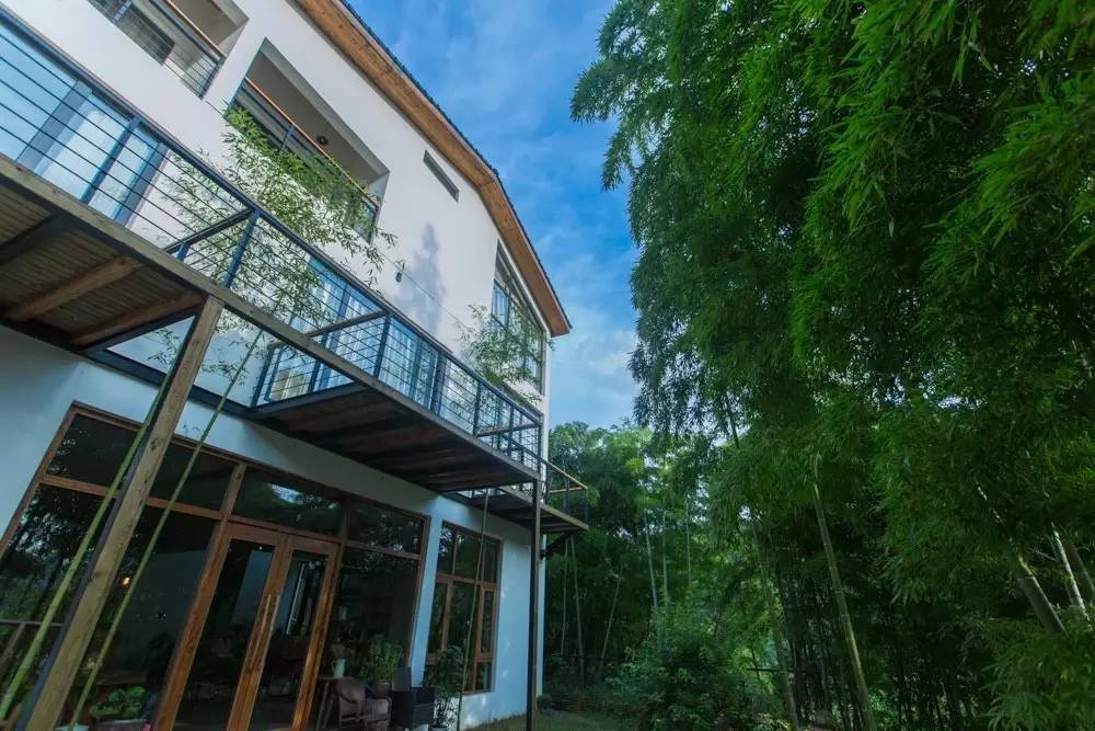 夏天去山上避暑好不好,莫干山下雨天旅游攻略详细