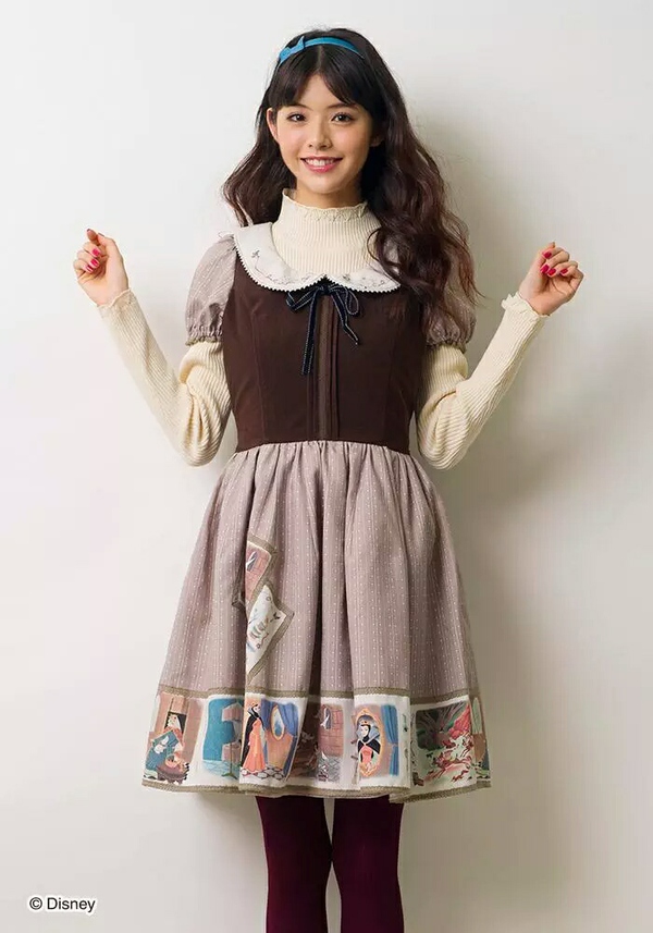 怎样穿出日系软妹风格的感觉,工装裤如何穿出软妹风格