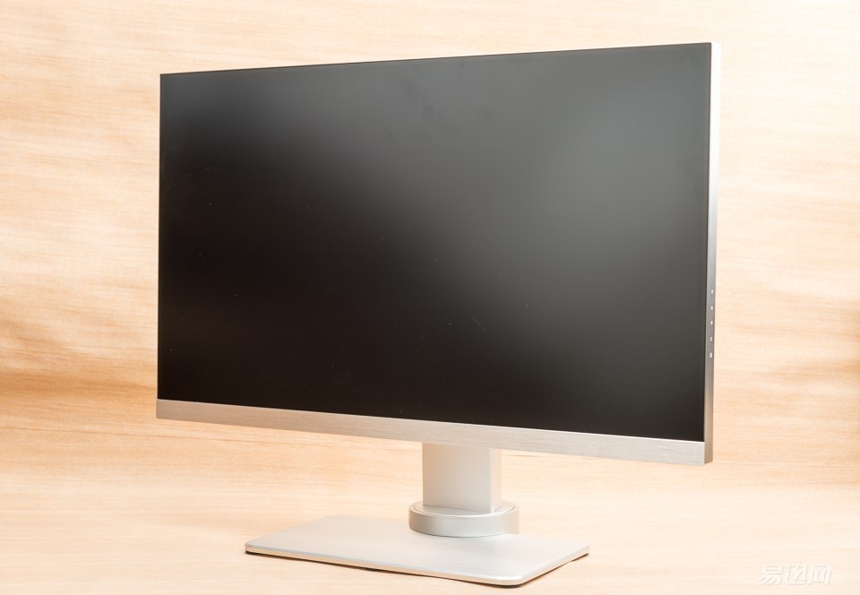 外壳和显示效果一样都是硬货——ZEOLS241显示器评测