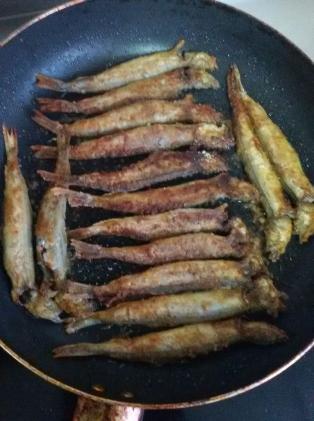 干煎多春鱼正宗做法,干煎多春鱼