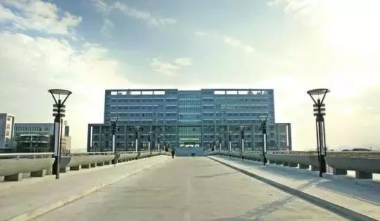 珠海金湾哪个镇更有发展前景,珠海金湾区是不是很偏