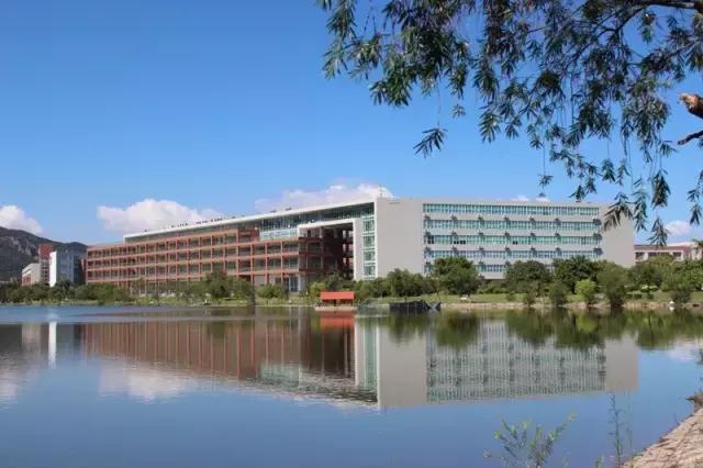 珠海金湾哪个镇更有发展前景,珠海金湾区是不是很偏