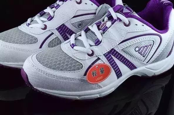 穿了十年的阿迪达斯,穿久了的阿迪达斯