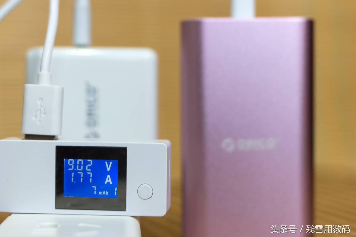 拥有双倍快感——奥睿科QCK-2U快速充电器