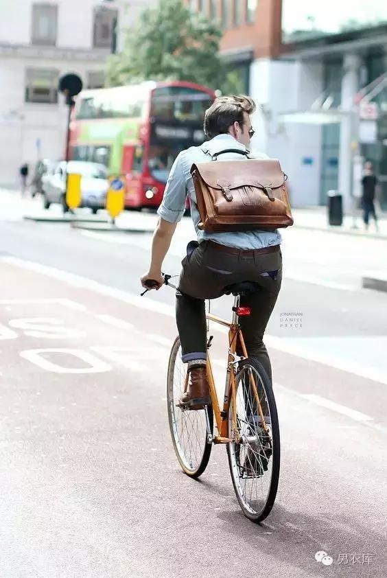 没有双肩包的夏天,小众双肩包出游百搭