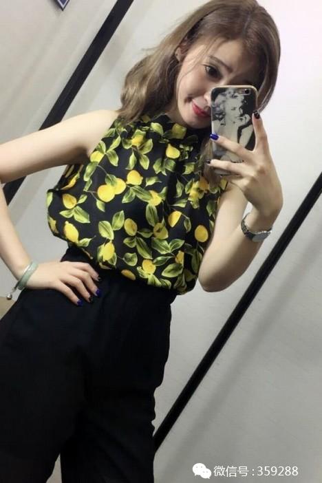 快来吧!和时尚达人们一起玩转这个清凉的夏天了