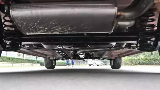 这车只要你舍得给油,基本都很吵?是的!