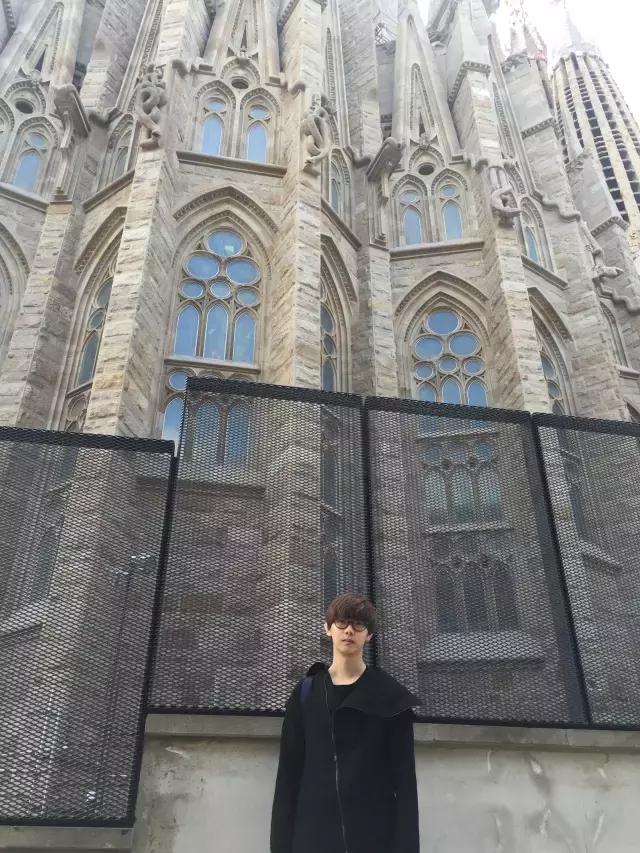 巴塞罗那自由行攻略,免费玩转西班牙马德里不思议