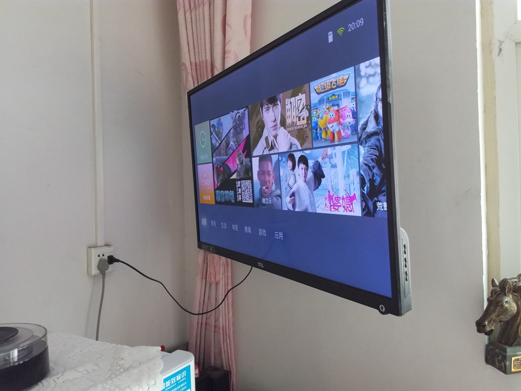 只为迎合我们最舒适的观看视角——乐歌LG7宽幅摇臂型挂架体验