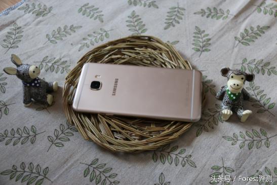 三星盖乐世c7如何使用bixby,三星盖乐世7参数表