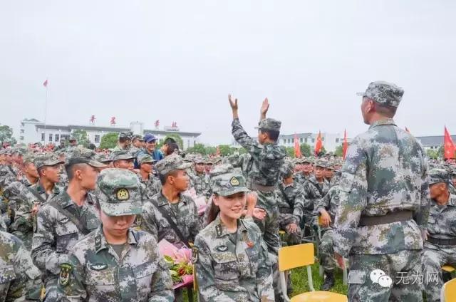 无为欢送抗洪英雄,芜湖欢送抗洪子弟兵