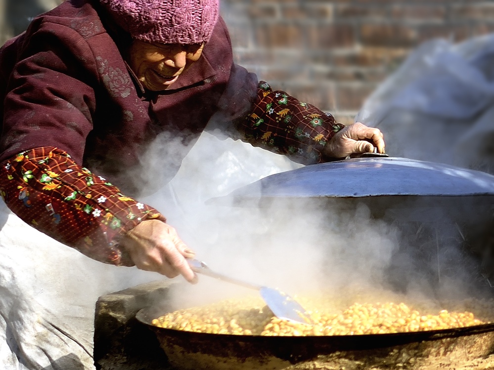 为什么要在三伏天晒酱,伏天的酱豆咋做