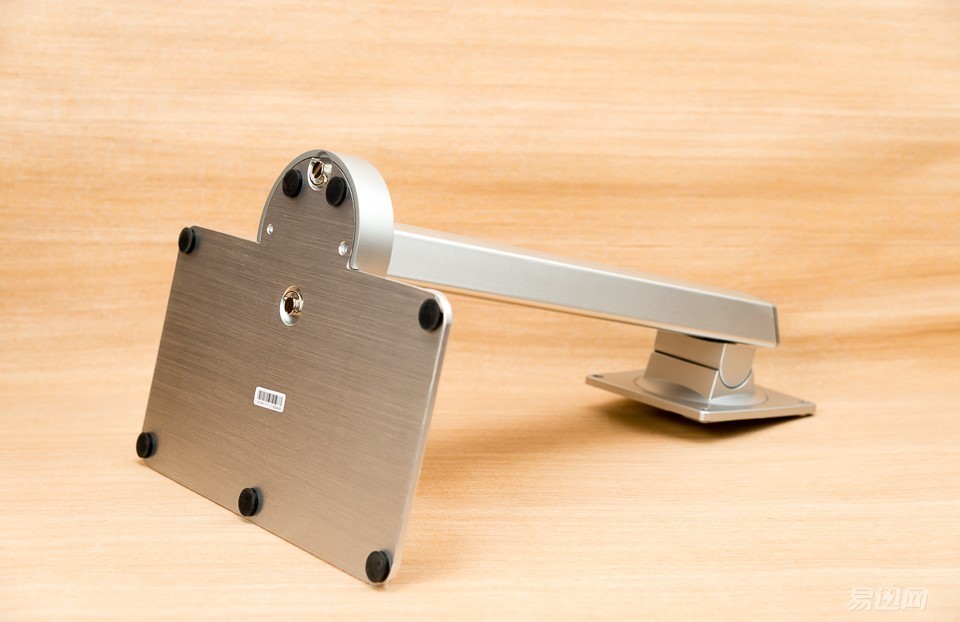 外壳和显示效果一样都是硬货——ZEOLS241显示器评测