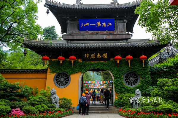 惠山古镇江南第一山介绍,江南第一古镇梅里古镇夜景