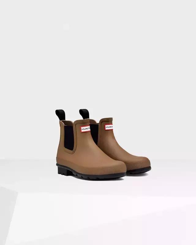 如何优雅地在大雨中漫步,下雨天怎么保持优雅的感觉