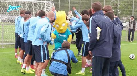 抱Pokemon大腿！西班牙球队签下皮卡丘