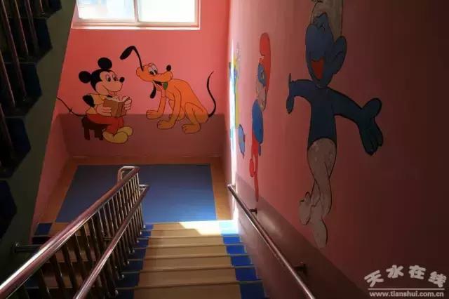 閲戝北闀囦紭璐ㄥ辜鍎垮洯,閲戝北闀囦腑蹇冨辜鍎垮洯