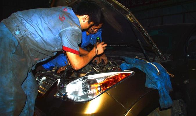 驭胜两驱和四驱哪个好,驭胜两驱改四驱还是加锁好