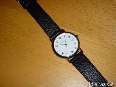 开箱一款性价比极高的腕表 (开箱一款奢华又有气质的腕表)