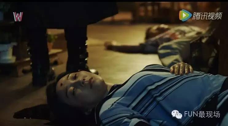 女主穿越到李钟硕演的韩剧里,李钟硕穿越到漫画世界上