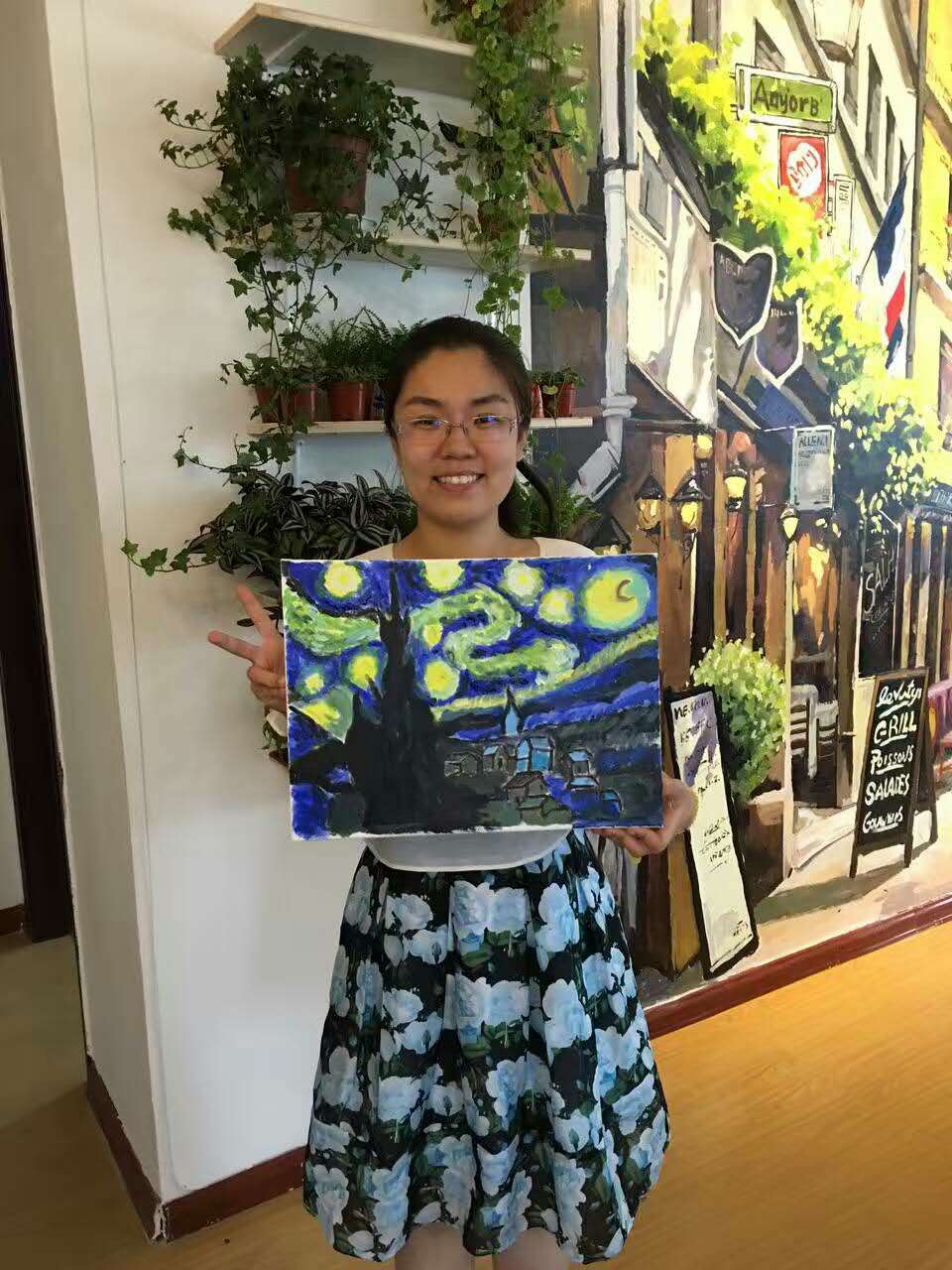 在青蓝树培养艺术“细菌”