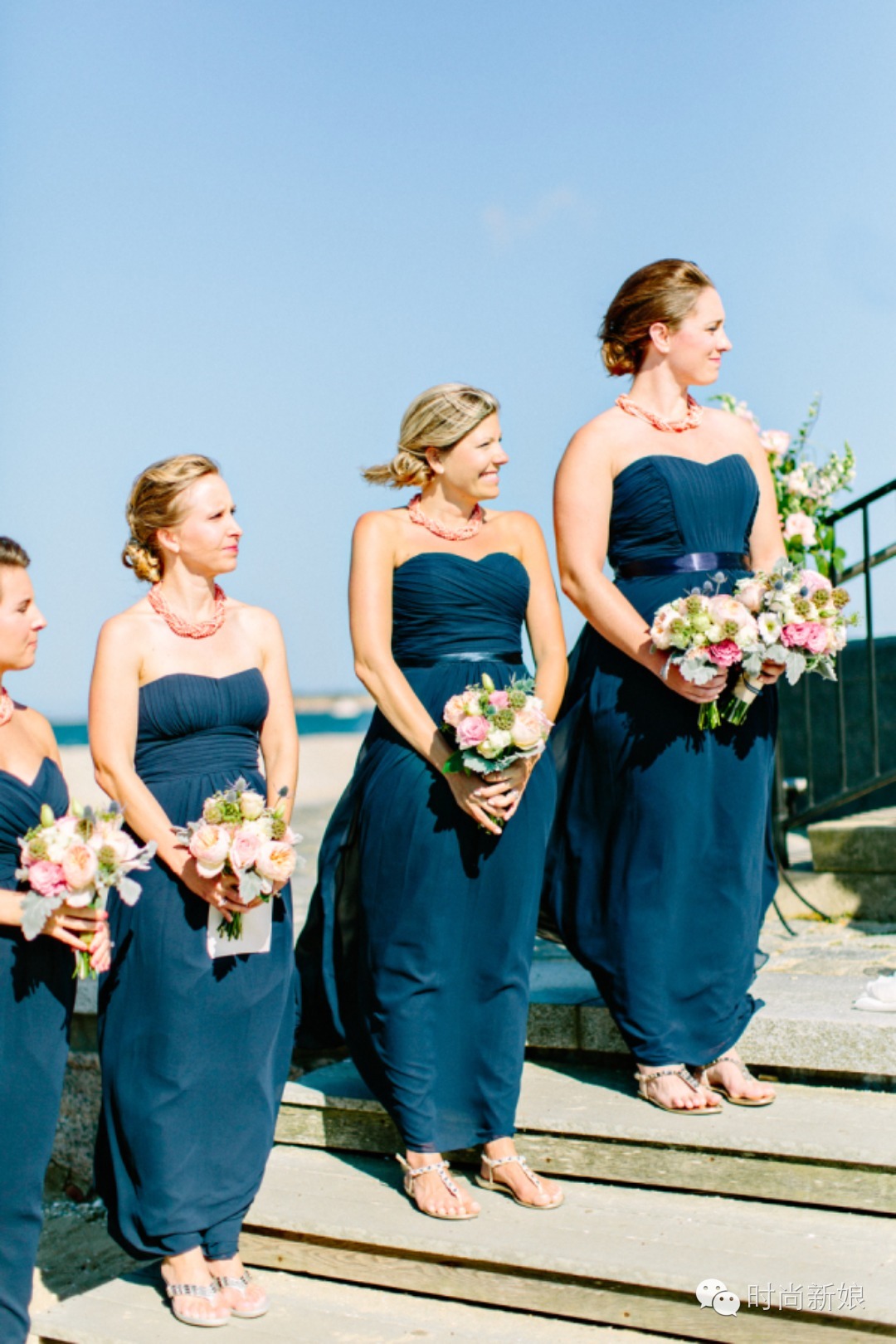 这些眼花缭乱的婚礼，竟然全在沙滩上举行