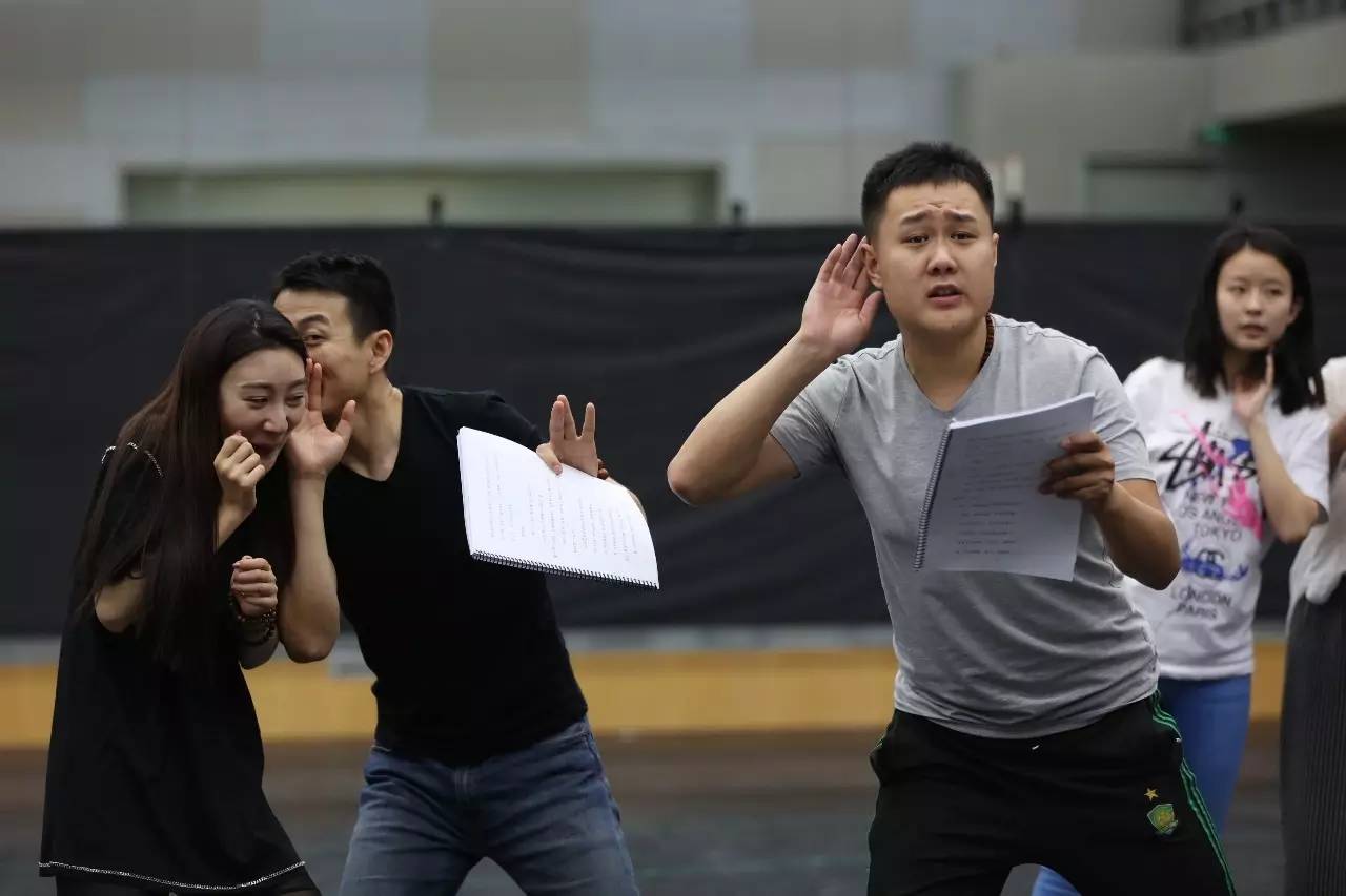 威廉莎士比亚仲夏夜之梦,莎士比亚仲夏夜之梦经典语录