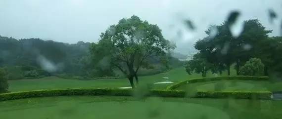 超强台风来袭、录取通知书、美国枪杀黑人案本周新闻热词总结（7.3-7.9）