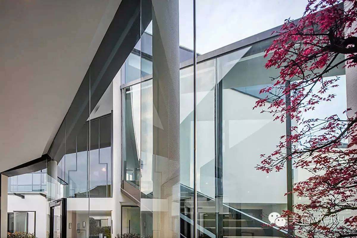 多亏这帮牛气的设计师，才横空出世了那么多惊艳美宿！后起之秀不断涌现，同质化是否有望减弱？