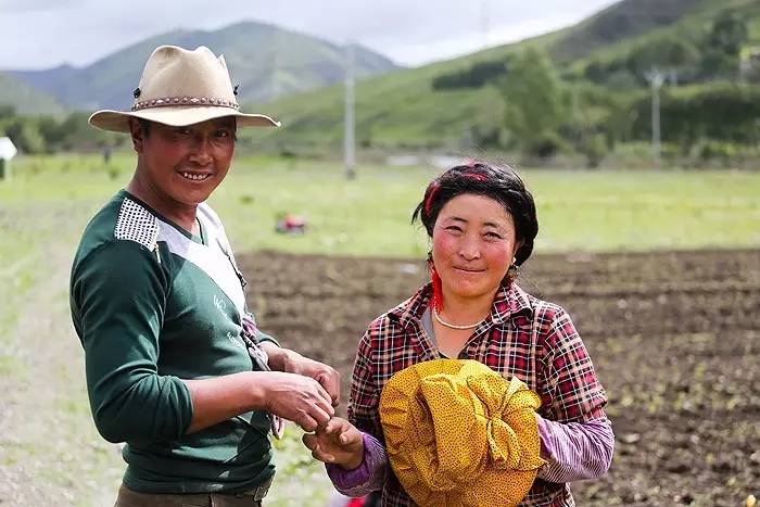 世界这么大我想去看看,世界这么大我想自己去看看