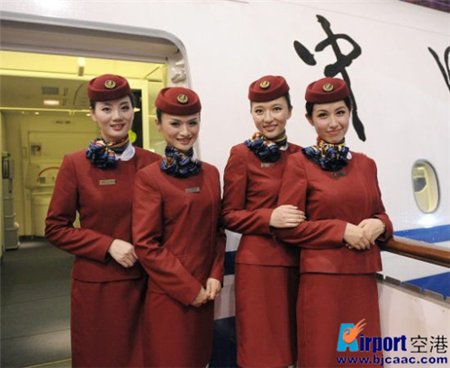 2018乘务员,2019航空公司乘务员年终奖排名