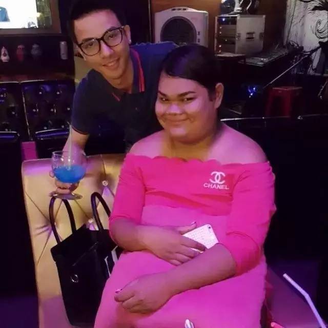 史上最辣眼睛的女神Polla，叫你一声你敢答应么？