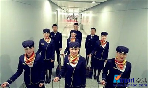2018乘务员,2019航空公司乘务员年终奖排名