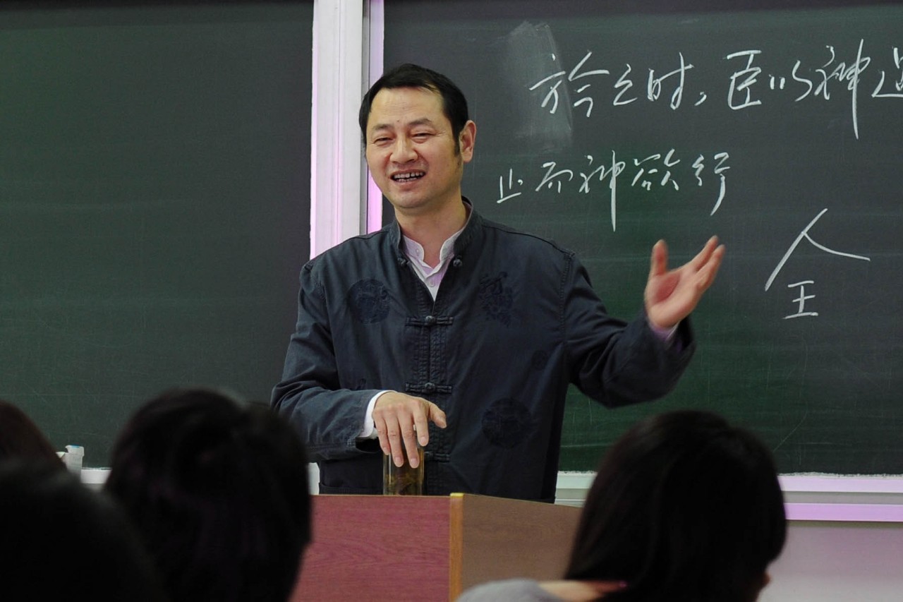 广州职业技术学院招聘教师信息,龙泉职业技术学校公开招聘教师