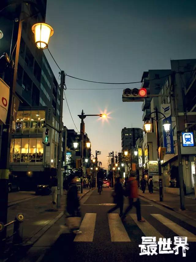 这个东京,怎么和我朋友圈里的那个不大一样?