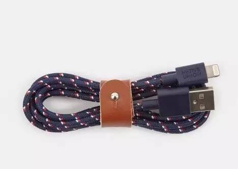 手机数据线根部断裂应该怎么办,iphone数据线裂开为什么还能用